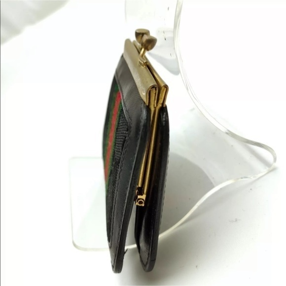 Gucci GG Supreme Change Purse - Picture 2 of 9